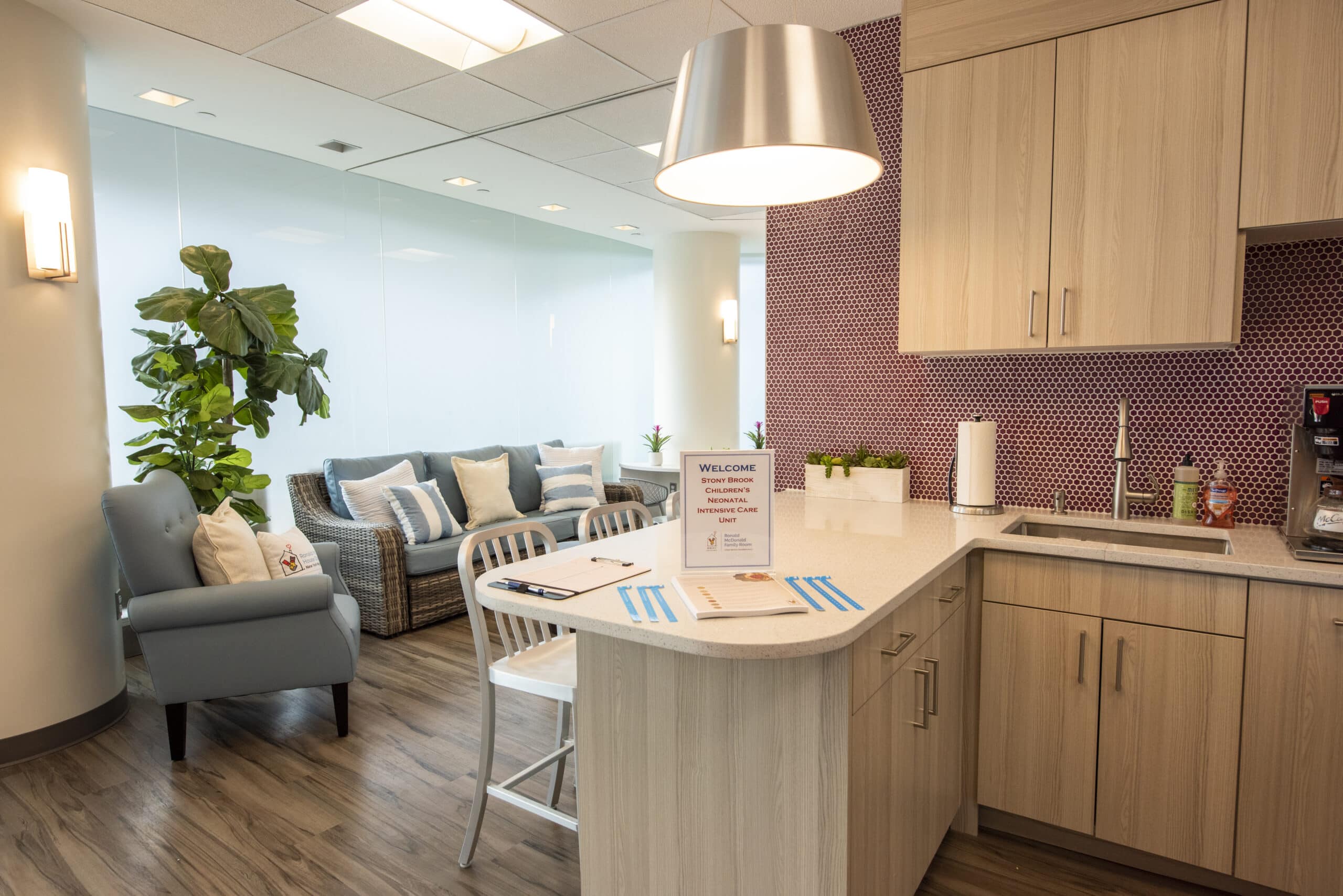 FamilyRoom NICU SB 1 scaled